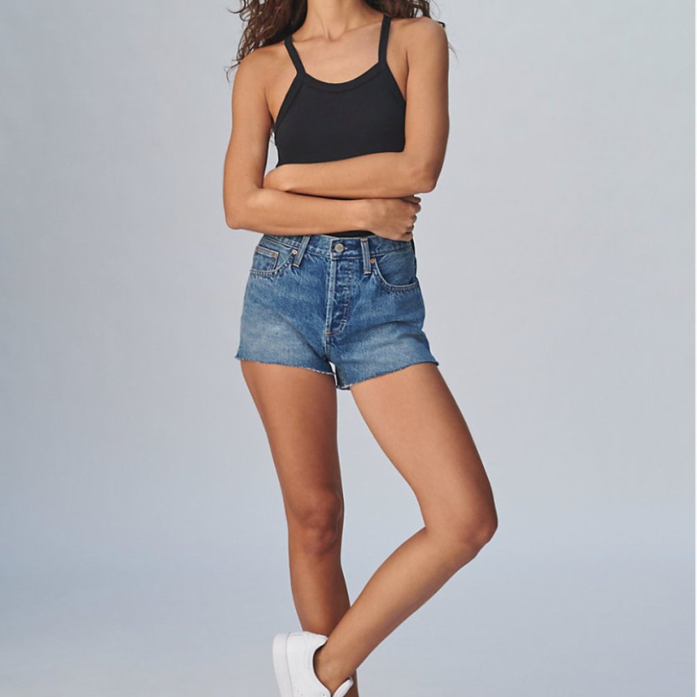 Denim Forum YOKO Short - Aritizia NWT